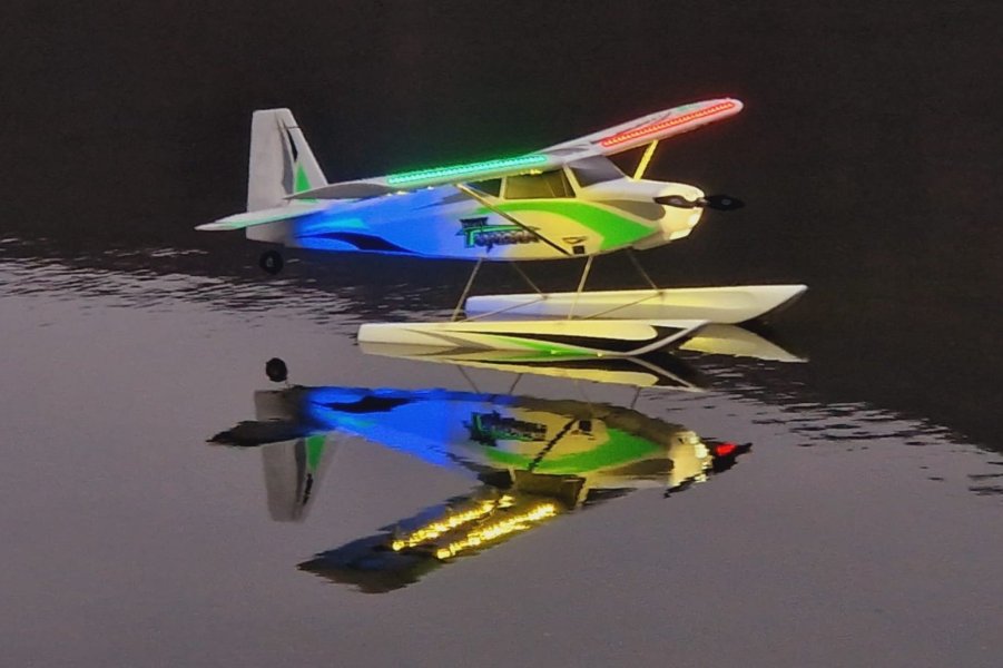 Durafly Night Tundra von HobbyKing