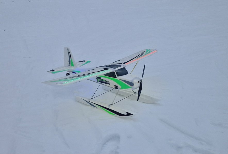 Durafly Night Tundra von HobbyKing