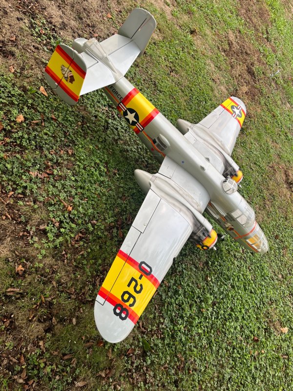 B25 Mitchell 2,4m GFK Elektro