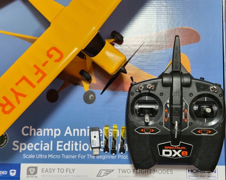 HobbyZone Champ RTF-Set (Hallen-Zustand!) inkl. Spektrum DXe & Bluetooth-Programmierkabel
