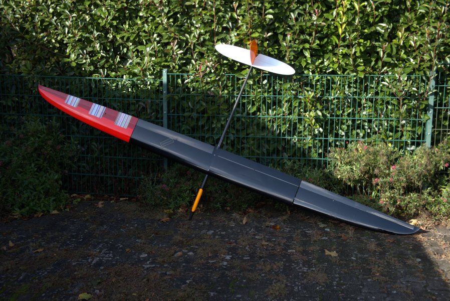 Xplorer F3J (schwarz/rot) #1