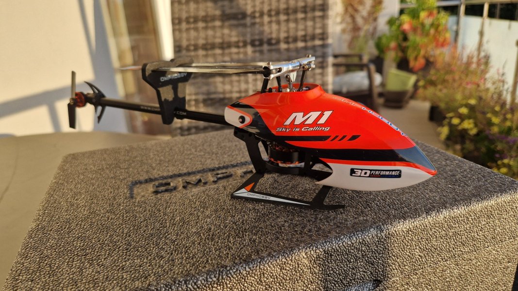 OMP HOBBY M1 V1 mit JETI Empfänger